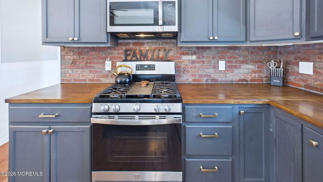 783 Simmons Drive, Toms River, NJ 08753