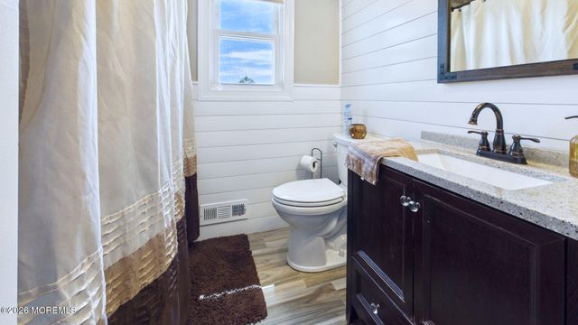 783 Simmons Drive, Toms River, NJ 08753
