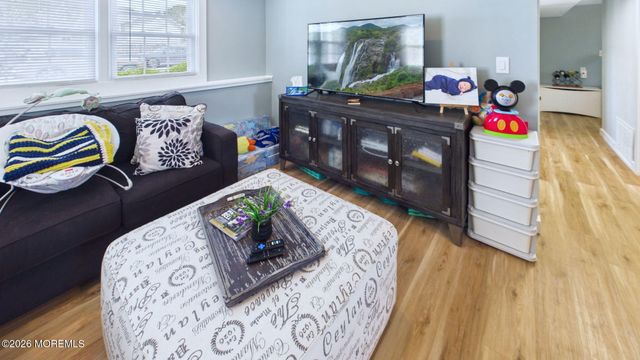 783 Simmons Drive, Toms River, NJ 08753