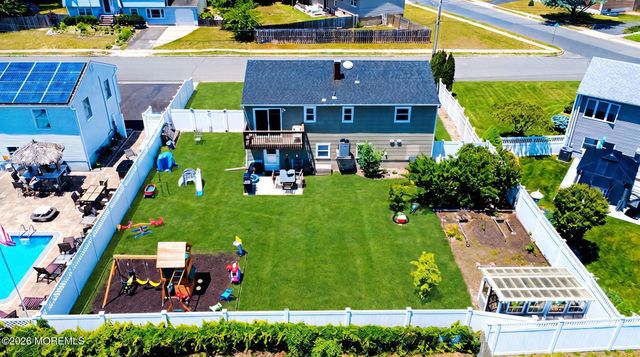 783 Simmons Drive, Toms River, NJ 08753