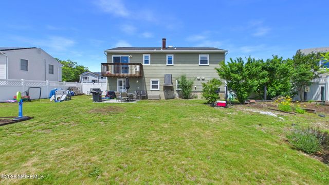 783 Simmons Drive, Toms River, NJ 08753