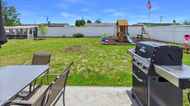 783 Simmons Drive, Toms River, NJ 08753