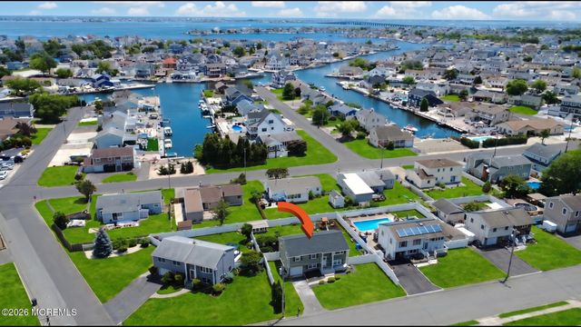 783 Simmons Drive, Toms River, NJ 08753