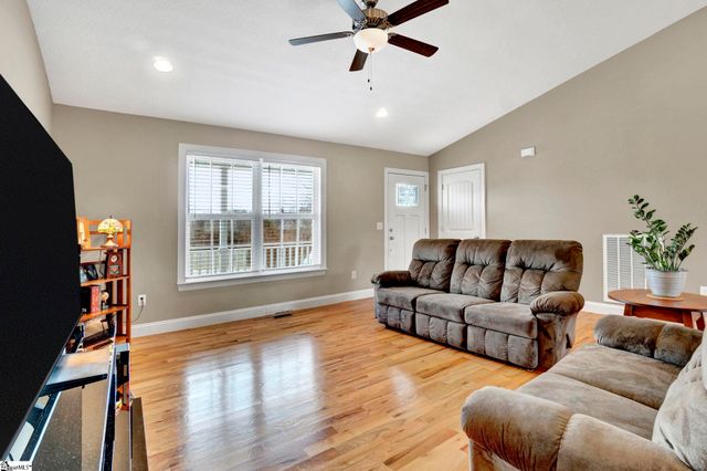 141 Deyoung Meadows Drive, Greer, SC 29651