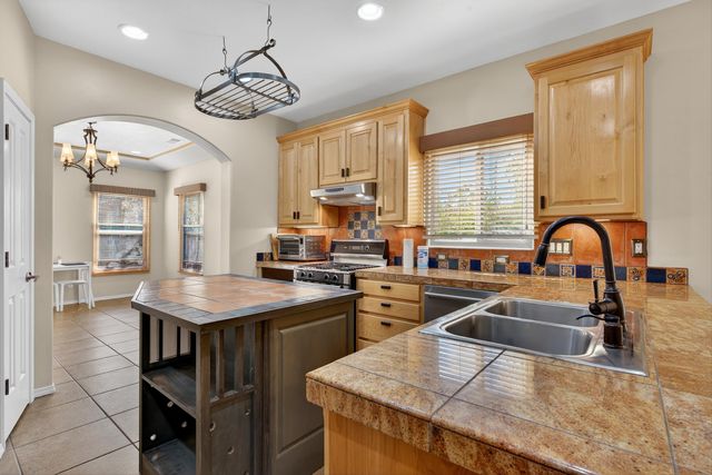 3400 Del Agua Court NE, Albuquerque, NM 87111