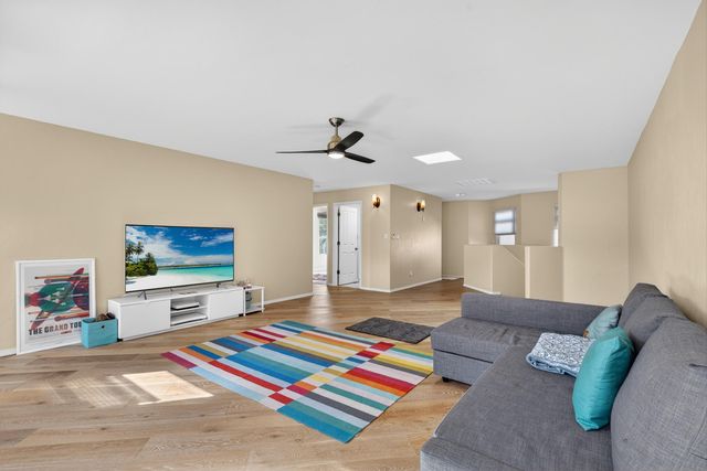 3400 Del Agua Court NE, Albuquerque, NM 87111