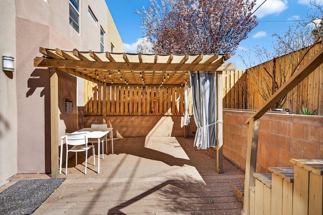 3400 Del Agua Court NE, Albuquerque, NM 87111