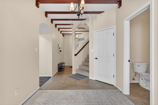 3400 Del Agua Court NE, Albuquerque, NM 87111