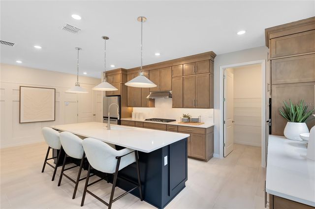 2758 MIDSWEET AVENUE, St Cloud, FL 34772