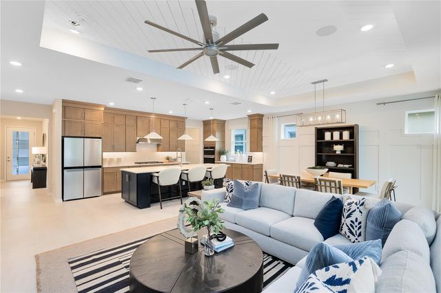 2758 MIDSWEET AVENUE, St Cloud, FL 34772