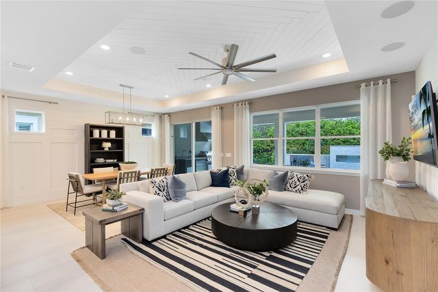 2758 MIDSWEET AVENUE, St Cloud, FL 34772