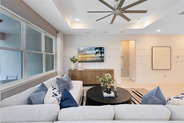 2758 MIDSWEET AVENUE, St Cloud, FL 34772