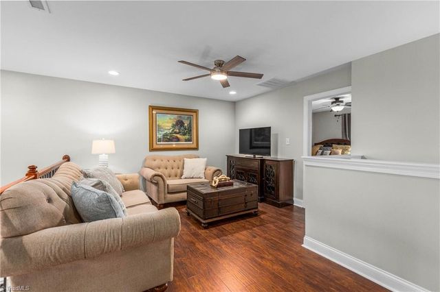 2609 Chari Park Lane, Walkertown, NC 27051