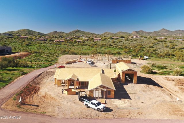 576 E Tanglewood Trail, Phoenix, AZ 85085