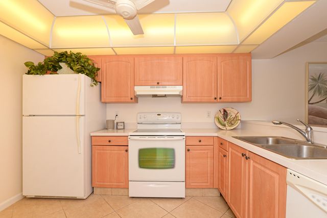 1950 SW Palm City Road 12-103, Stuart, FL 34994