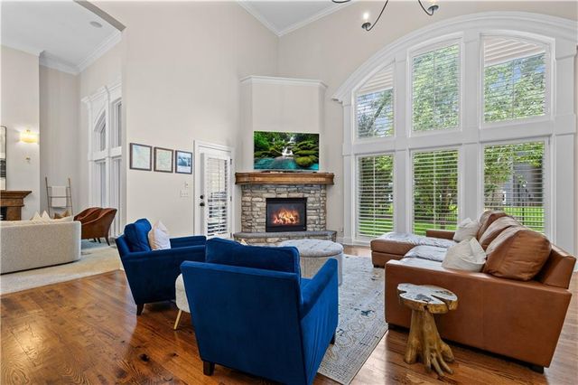 14302 Briar Street, Leawood, KS 66224