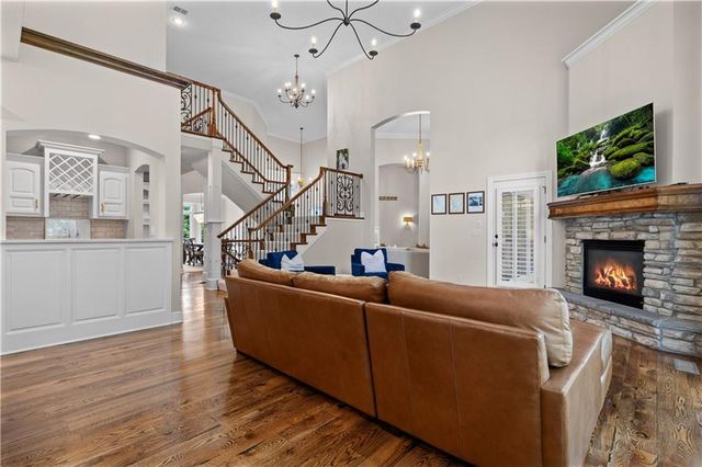 14302 Briar Street, Leawood, KS 66224