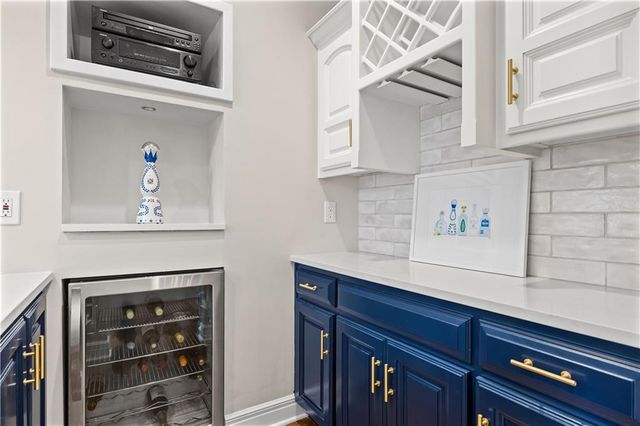 14302 Briar Street, Leawood, KS 66224