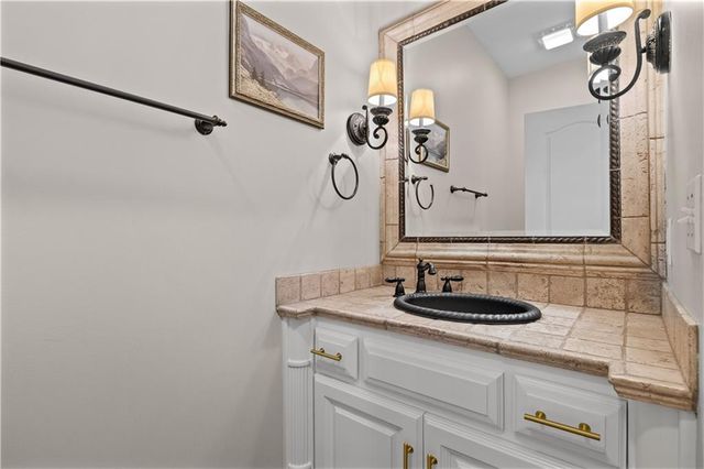 14302 Briar Street, Leawood, KS 66224