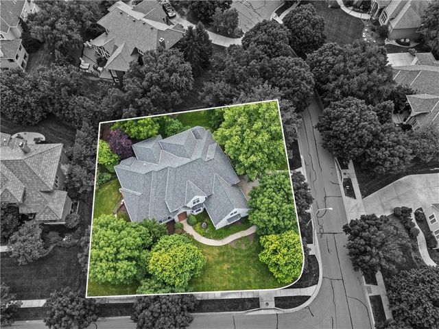 14302 Briar Street, Leawood, KS 66224