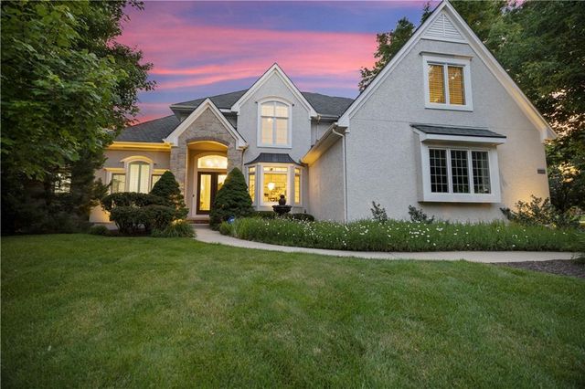 14302 Briar Street, Leawood, KS 66224