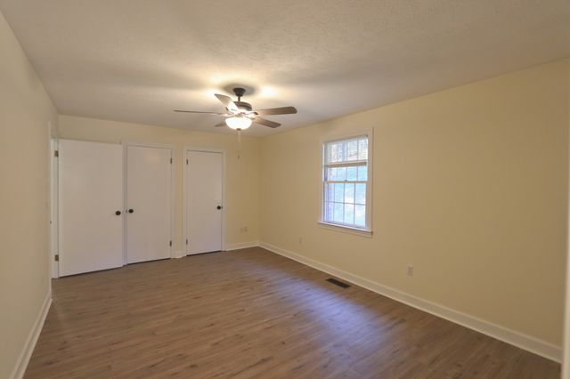 220 Peytons Creek Rd, Carthage, TN 37030