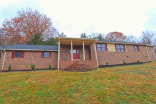 220 Peytons Creek Rd, Carthage, TN 37030