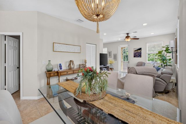 128 W Royal Palm Circle 101, Jupiter, FL 33458
