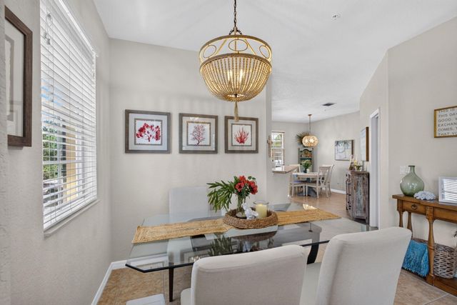 128 W Royal Palm Circle 101, Jupiter, FL 33458