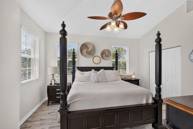 128 W Royal Palm Circle 101, Jupiter, FL 33458