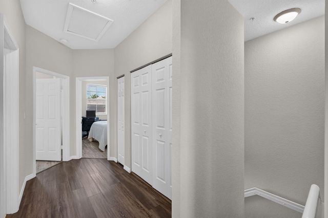 128 W Royal Palm Circle 101, Jupiter, FL 33458