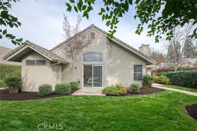 9225 N Bramwell Street, Fresno, CA 93720