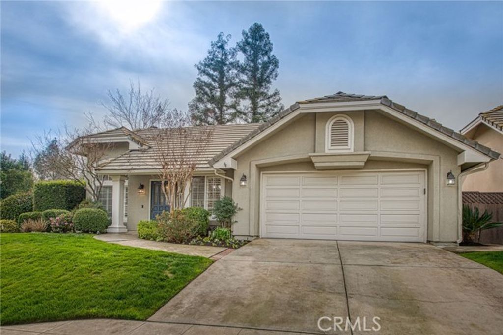 9225 N Bramwell Street, Fresno, CA 93720