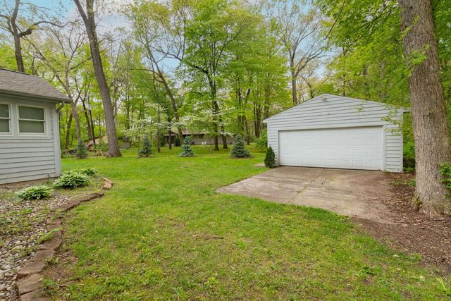 50605 Mohawk Drive, Granger, IN 46530
