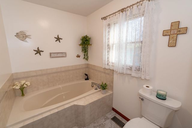 50605 Mohawk Drive, Granger, IN 46530