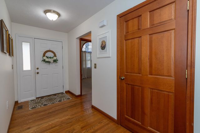 50605 Mohawk Drive, Granger, IN 46530