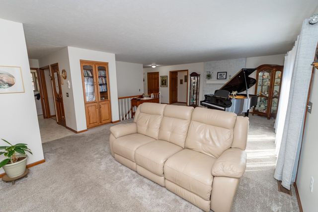 50605 Mohawk Drive, Granger, IN 46530