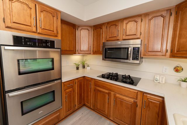 50605 Mohawk Drive, Granger, IN 46530