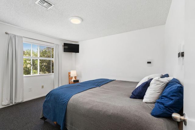 7113 La Habra Avenue, Yucca Valley, CA 92284