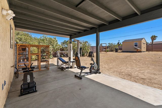 7113 La Habra Avenue, Yucca Valley, CA 92284