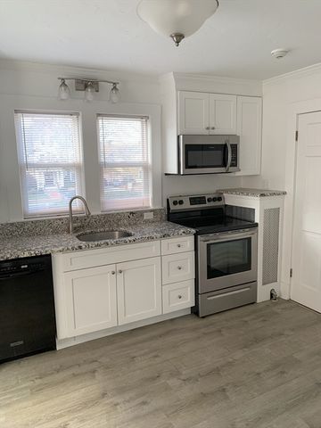 7 Abbott Street 2, Wellesley, MA 02482