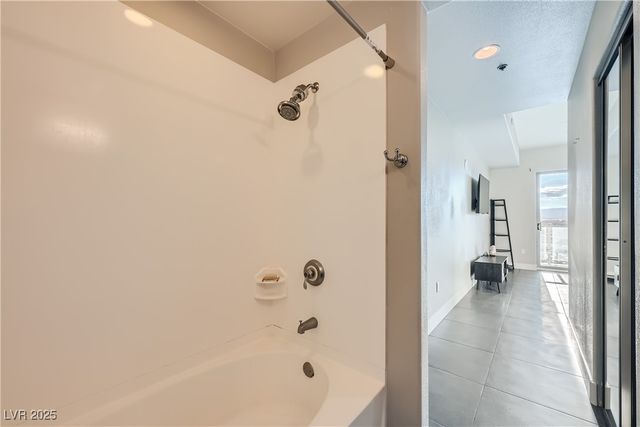 8255 Las Vegas Boulevard 1504, Las Vegas, NV 89123