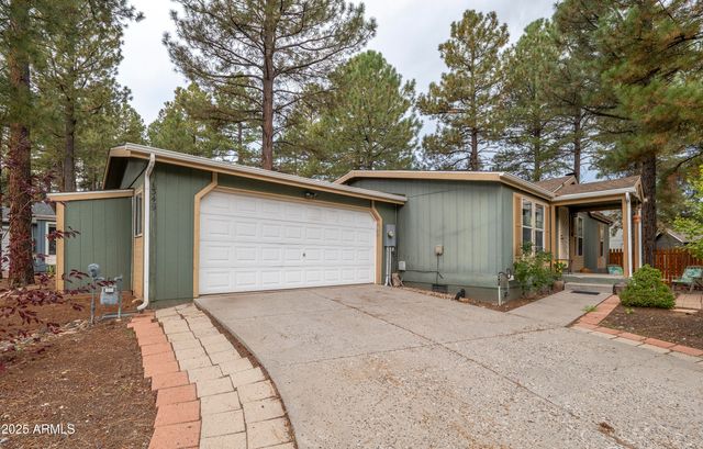 1349 S Burlington Street, Flagstaff, AZ 86001