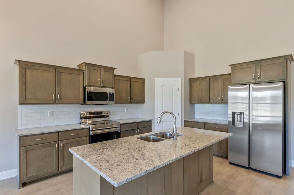 438 Generosity Way, Smyrna, TN 37167