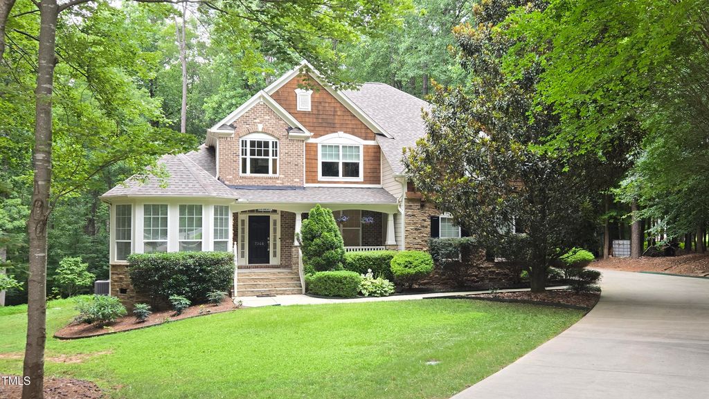 7308 River Glen Court, Raleigh, NC 27614