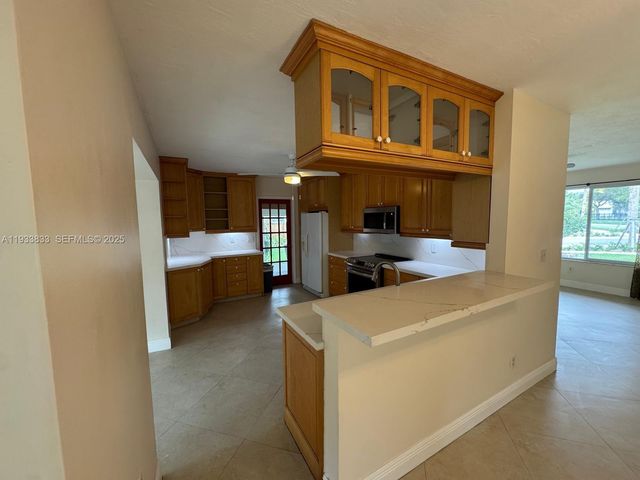 18600 SW 97th Ave, Cutler Bay, FL 33157