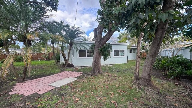 18600 SW 97th Ave, Cutler Bay, FL 33157