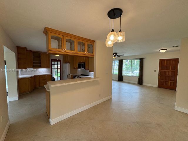 18600 SW 97th Ave, Cutler Bay, FL 33157