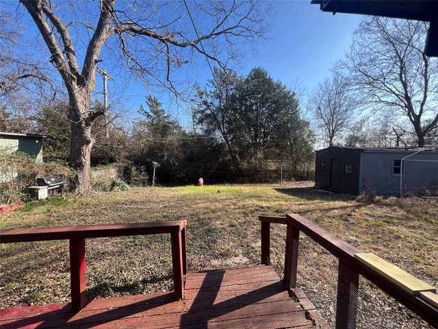 1104 Bell Drive, Greenville, TX 75401