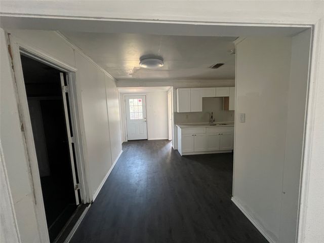 1104 Bell Drive, Greenville, TX 75401